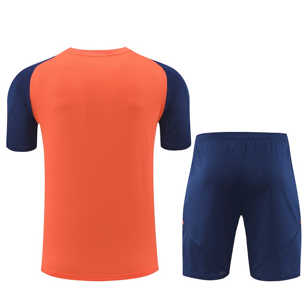 Camisa de treino adulto + short Manchester United 2024/25 14001