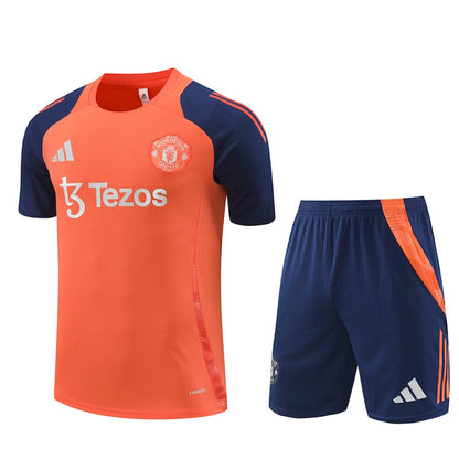 Camisa de treino adulto + short Manchester United 2024/25 14001