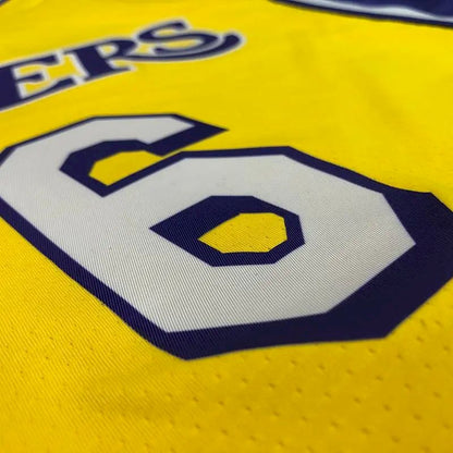 Camisa LeBron James Masculina 2020-21 Amarela Versão Jogador – Edição Clássica Retrô