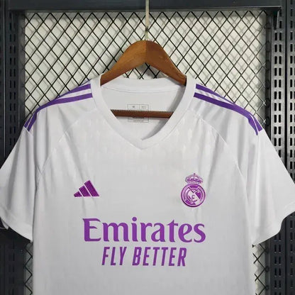 Camisa de goleiro 2 do Real Madrid 2023/24