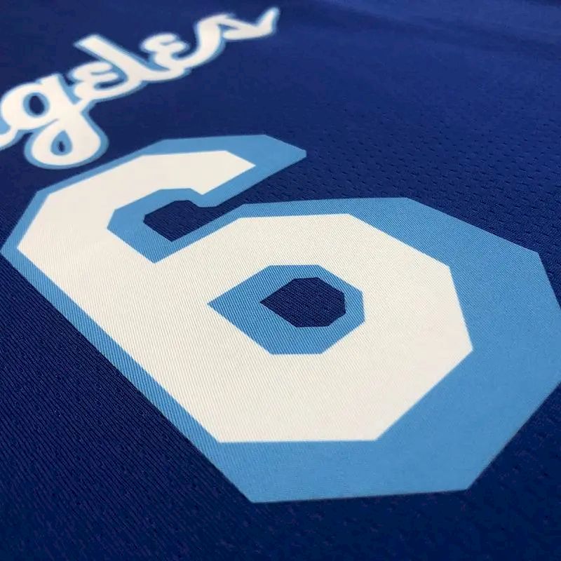 Camisa LeBron James Royal Retro Classics 2020-21 Swingman Player Version Masculina – Edição Clássica