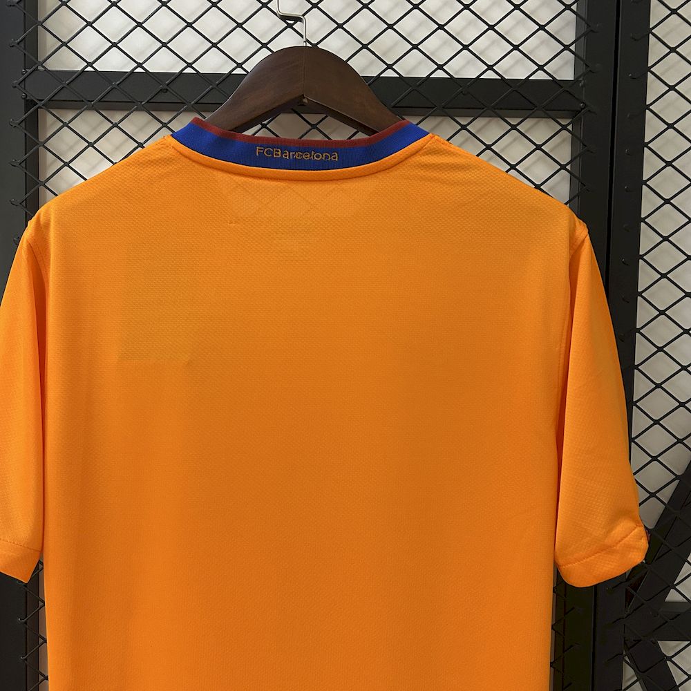 Camisa retrô alternativa do Barcelona 2006/07