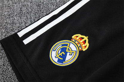 Camisa e short infantil de treino do Real Madrid 2024/25 14001