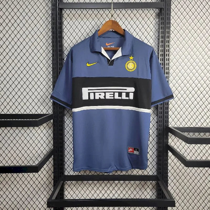 Camisa retrô reserva do Inter de Milão 1998/99