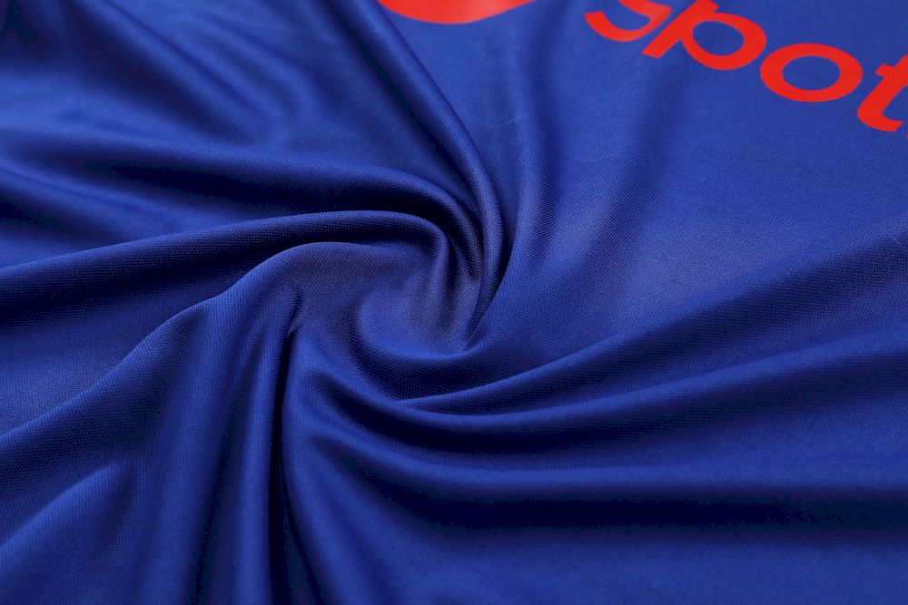 Camisa de treino adulto Barcelona 2023/24 + short 418