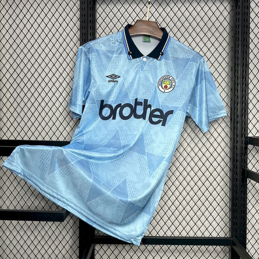 Camisa retrô titular do Manchester City 1989/91