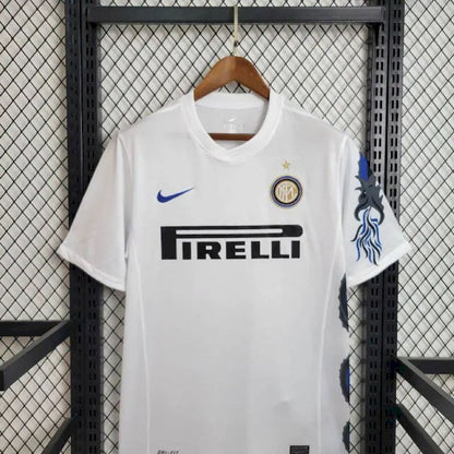 Camisa retrô reserva do Inter de Milão 2010/11