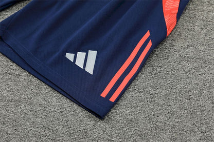 Camisa de treino adulto + short Manchester United 2024/25 14001
