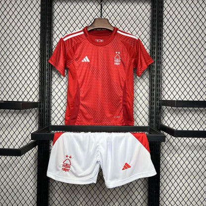 Kit Infantil para a Temporada 2024/25 do Nottingham Forest