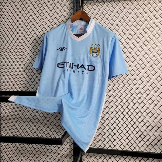 Camisa retrô do Manchester City 2011/12