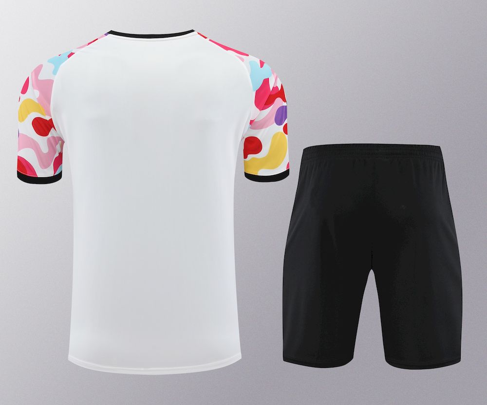 Camisa de treino adulto Manchester United 2023/24 + short 418