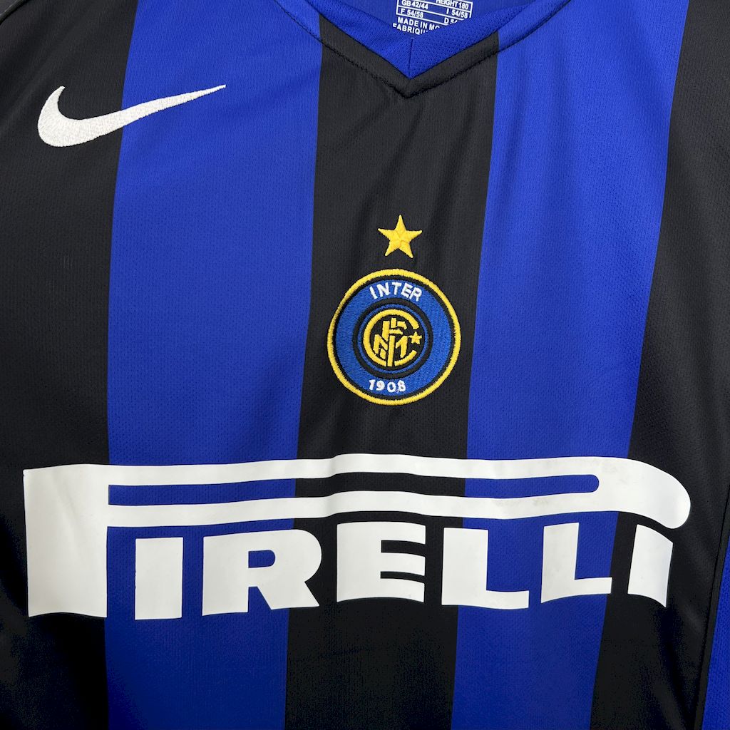 Camisa retrô da Inter de Milão 2004/05