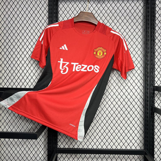 Camisa vermelha pré-jogo Manchester United 2024/25