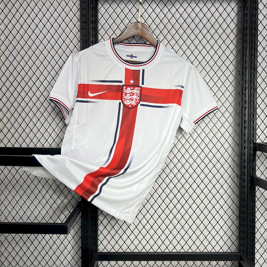 Camisa pré-jogo da Inglaterra para a Eurocopa 2024/25