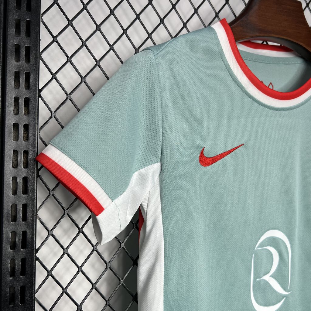 Kit reserva infantil do Atlético de Madrid 2024/25