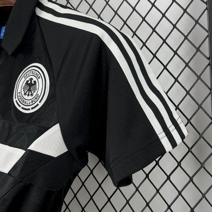 Camisa reserva retrô da Alemanha 1988/90
