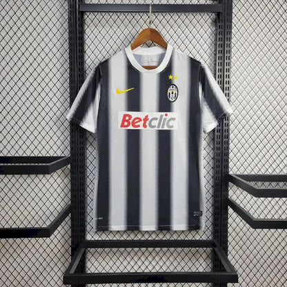Camisa retrô Home Juventus 2011/12