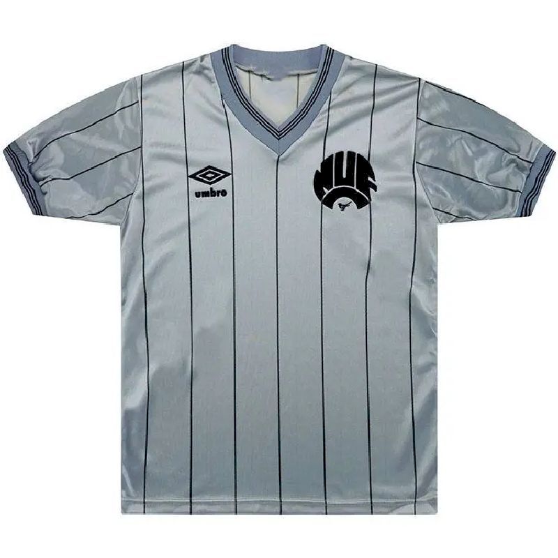 Camisa retrô reserva do Newcastle United 1983/85