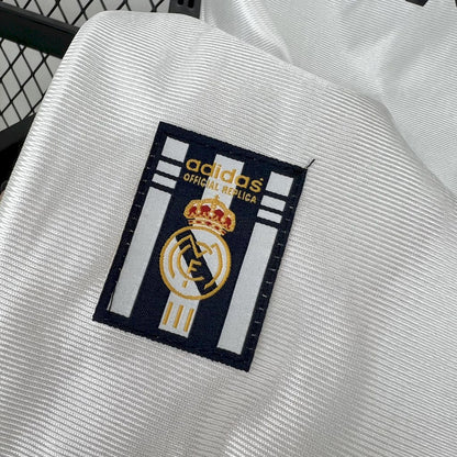Camisa retrô do Real Madrid 1998/00
