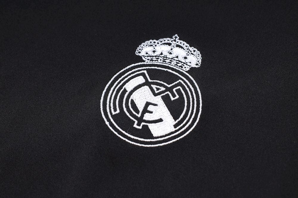 Camiseta regata e short adulto Real Madrid 2024/25 815