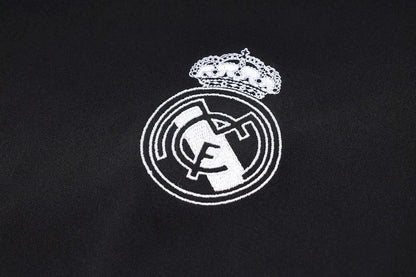 Camiseta regata e short adulto Real Madrid 2024/25 815