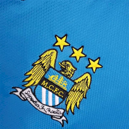 Camisa retrô titular do Manchester City 1997/99