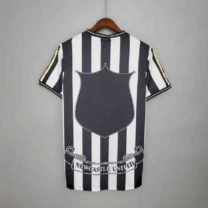 Newcastle United 1997/99 Home Retro Jersey