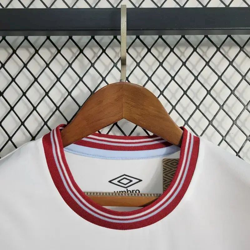 Kit reserva infantil do West Ham United 2023/24