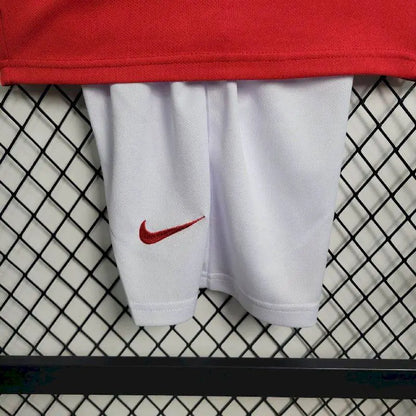 Camisa e shorts retrô infantil do Arsenal 2004/05