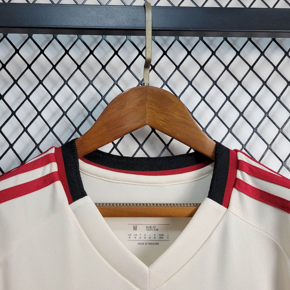 Women's Liverpool 2025/26 Away Jersey