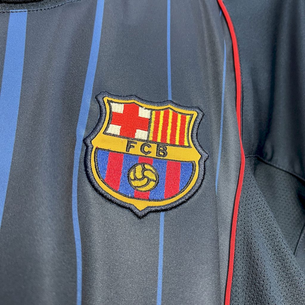 Camisa retrô alternativa do Barcelona 2004/05