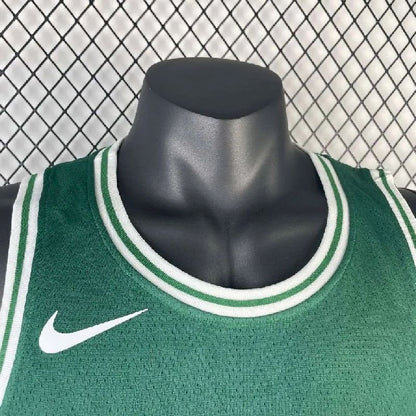 Camisa masculina Kristaps Porzingis verde da equipe