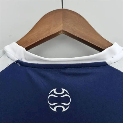 Camisa de treino pré-jogo do Real Madrid 2022/23