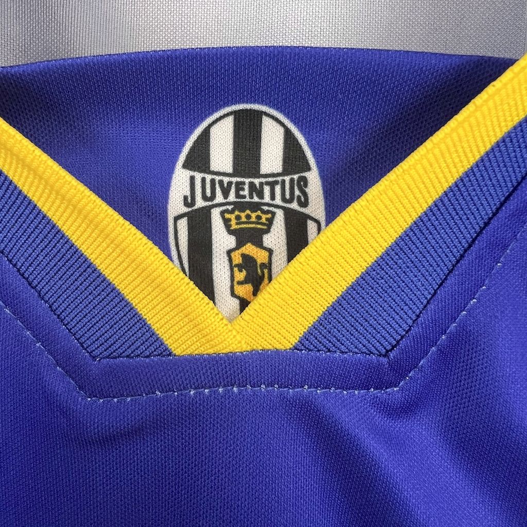 Camisa retrô reserva da Juventus 1995/96