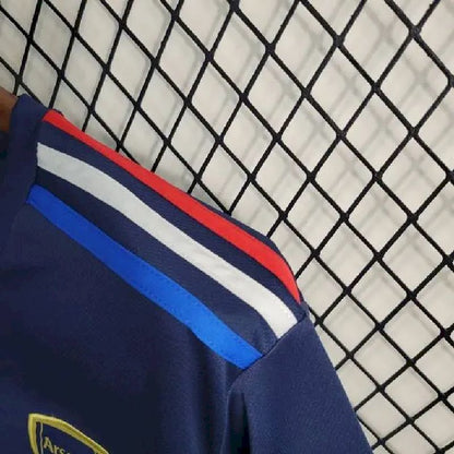 Camisa co-branded do Arsenal 2023/24