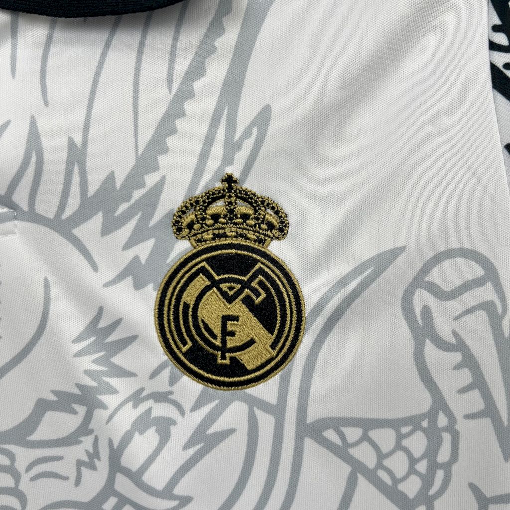 Real Madrid 2022/23 Dragon Kids Kit