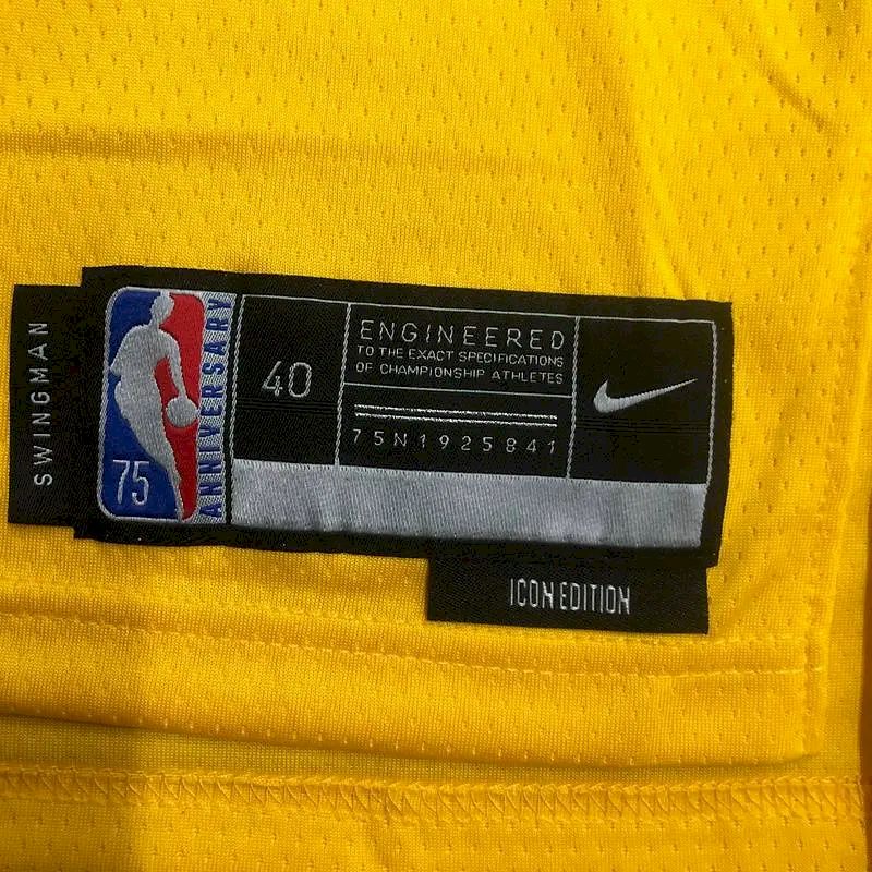 Camisa amarela masculina Xbox Master Chief 117 – Edição de 75º aniversário