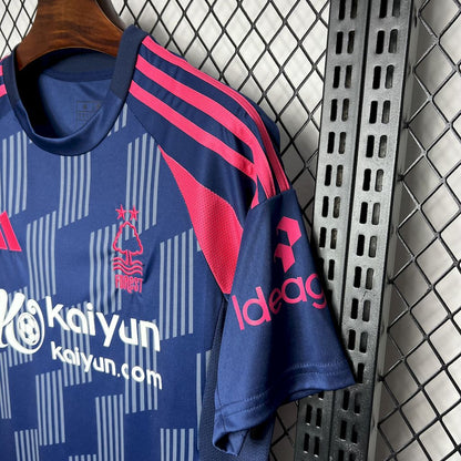 Camisa reserva do Nottingham Forest 2024/25