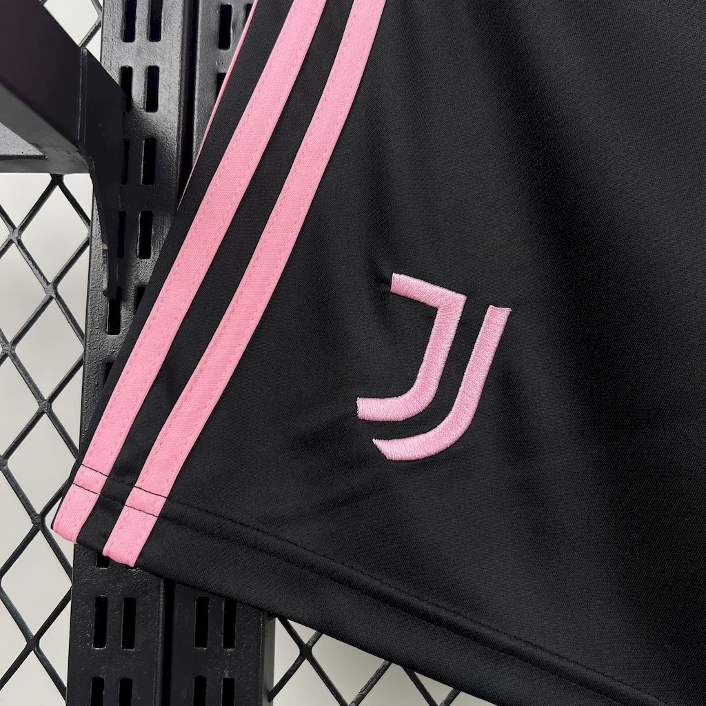 Juventus 2025/26 Home Shorts