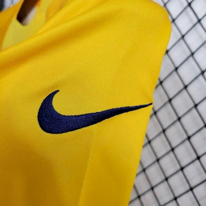 Camisa Barcelona 2023/24 Quarta de Mangas Compridas