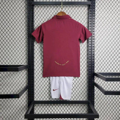 Camisa e shorts retrô infantil do Arsenal 2005/06