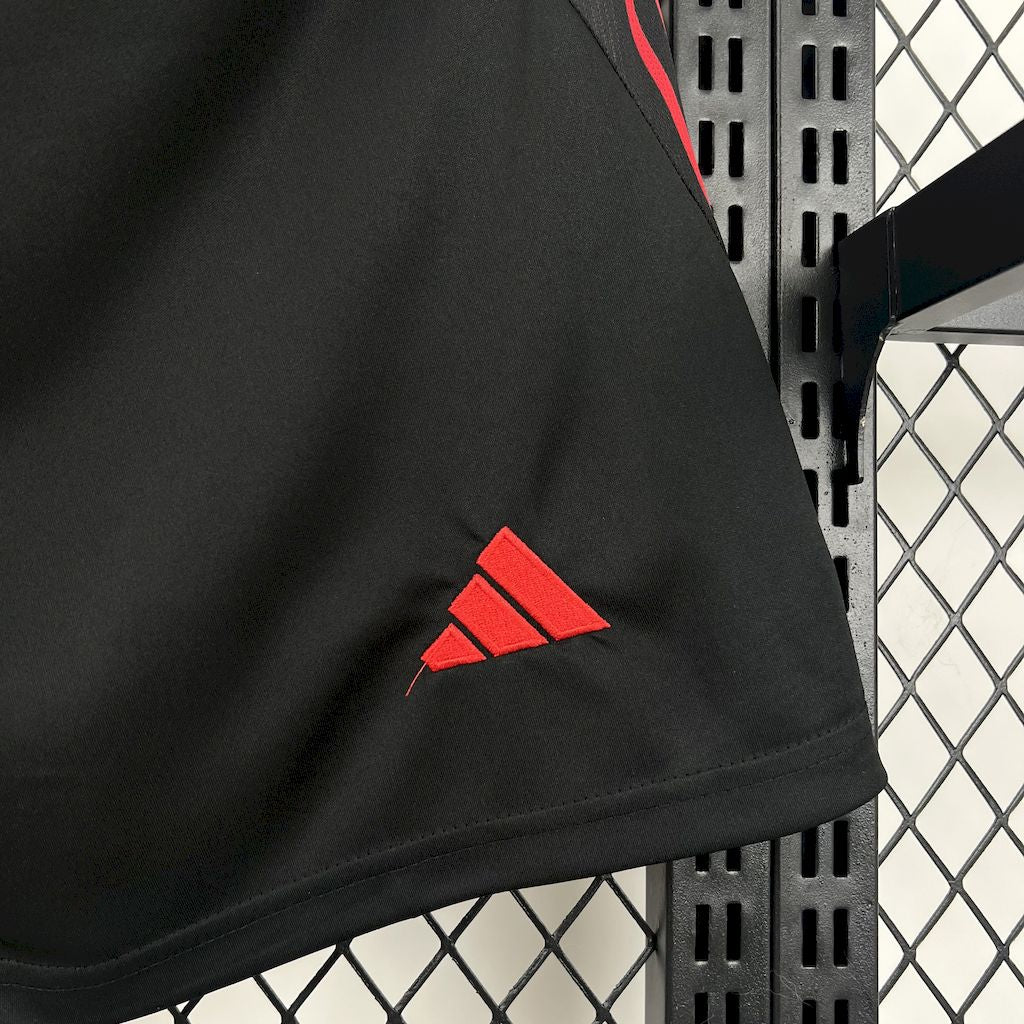 Flamengo 2025/26 Away Shorts