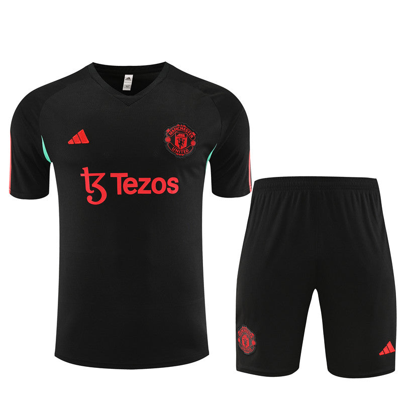 Camisa de treino adulto + short Manchester United 2023/24 14001