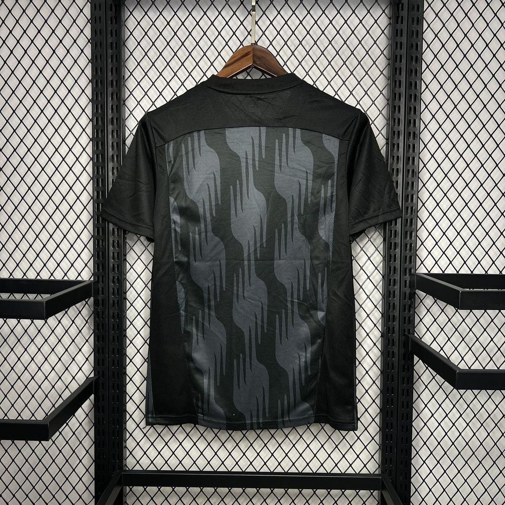 Camisa preta pré-jogo do PSV Eindhoven 2024/25