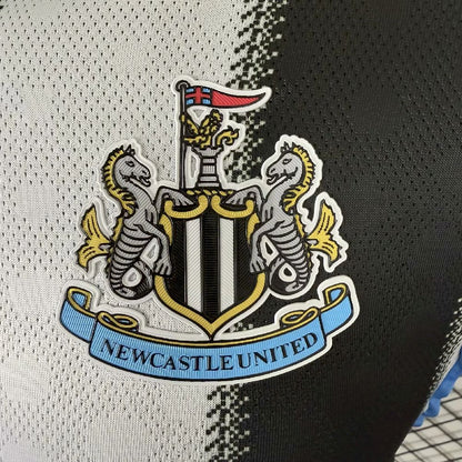 Men's Newcastle United 2025/26 Home Jersey Player Version