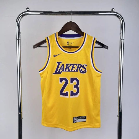 Camisa amarela do time juvenil LeBron James