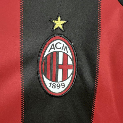 Camisa retrô do AC Milan 2010/11