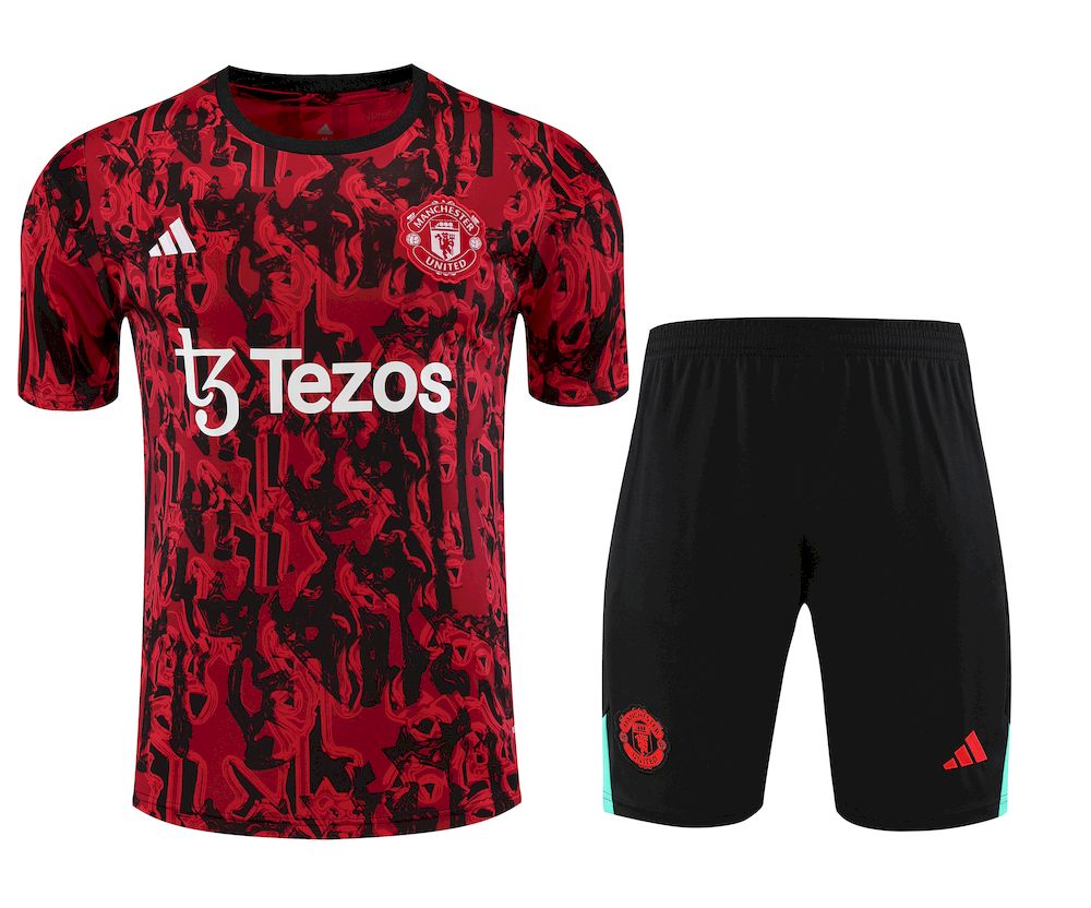 Camisa de treino adulto + short Manchester United 2023/24 418