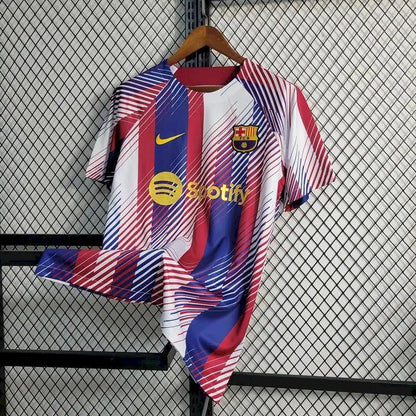 Camisa de treino pré-jogo do Barcelona 2023/24