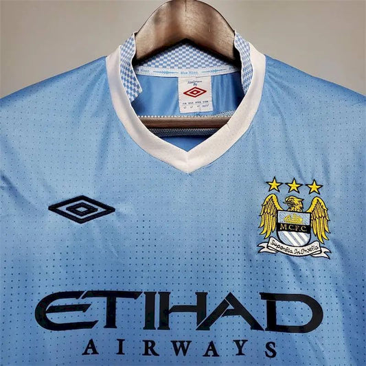 Camisa retrô do Manchester City 2011/12